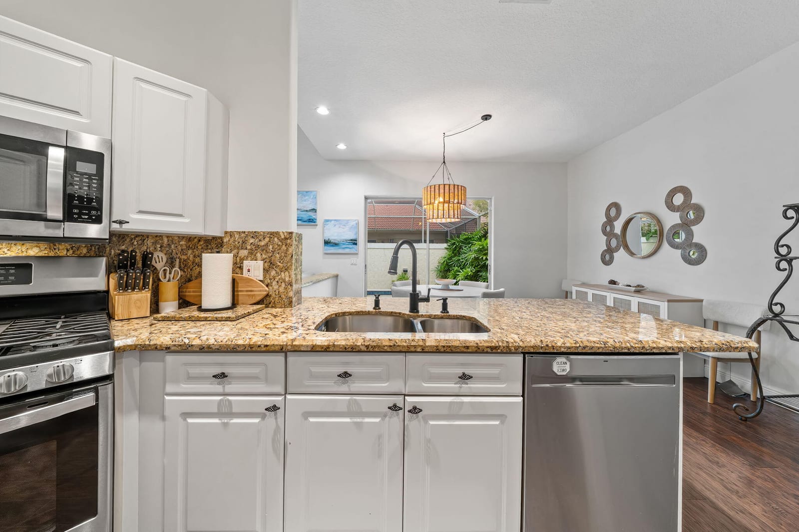 33 Monterey Pointe Drive, Palm Beach Gardens, FL 33418 photo 16