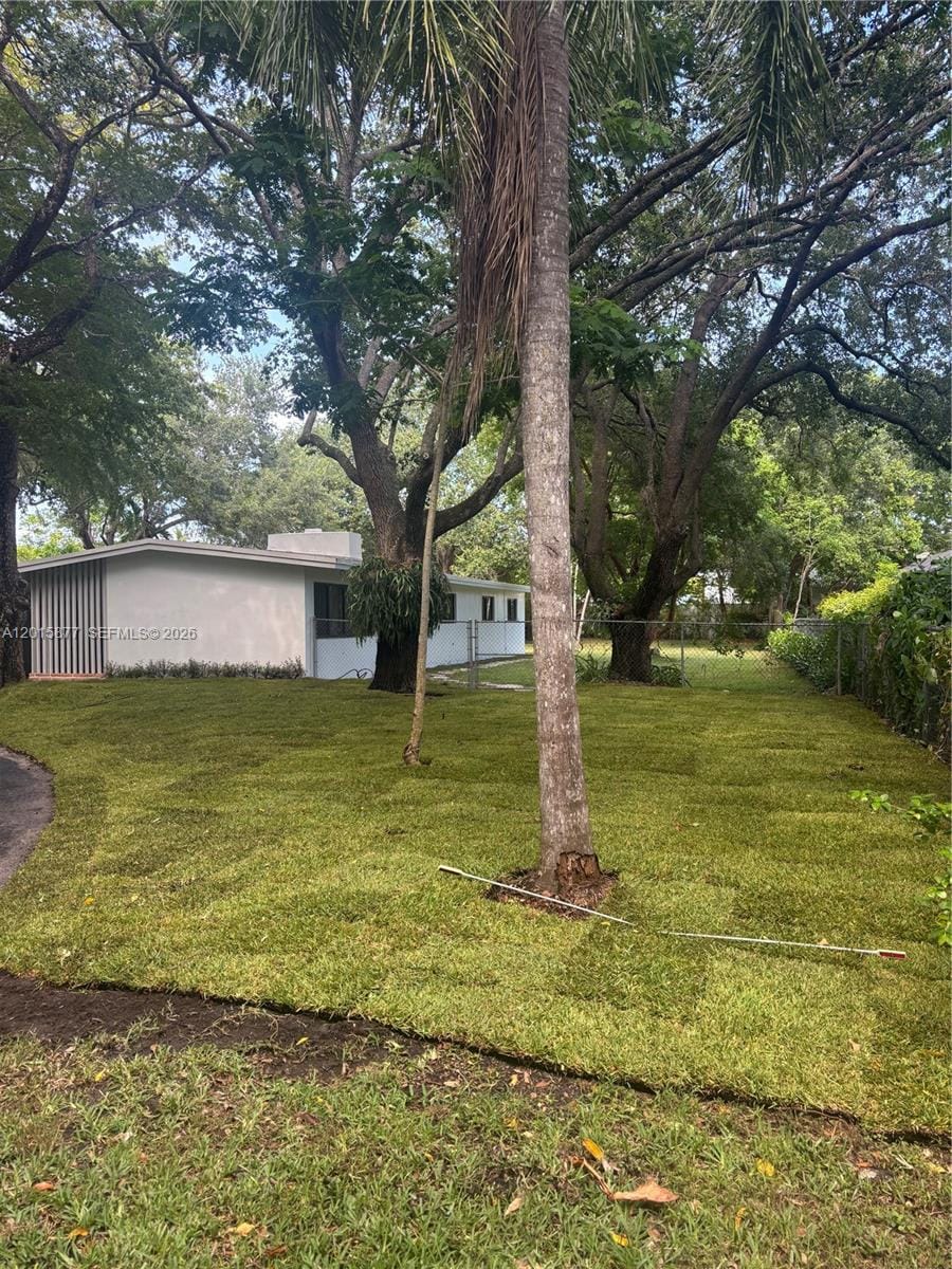 12725 SW 80th Avenue, Pinecrest, FL 33156 photo 2