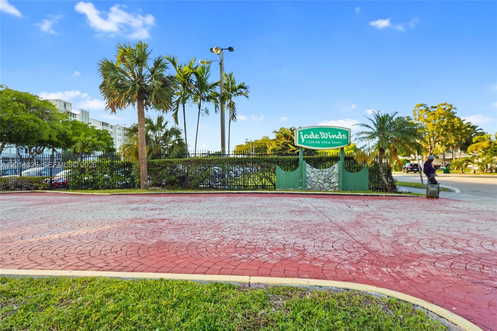 1770 NE 191st Street 4111, Miami, FL 33179 photo 16