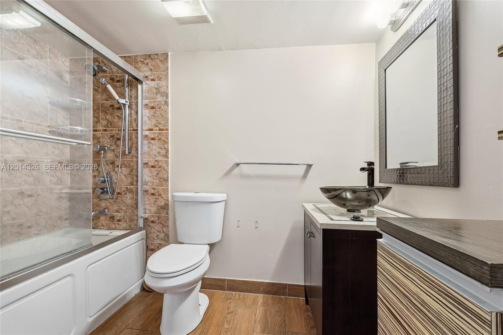 1770 NE 191st Street 4111 — photo 5