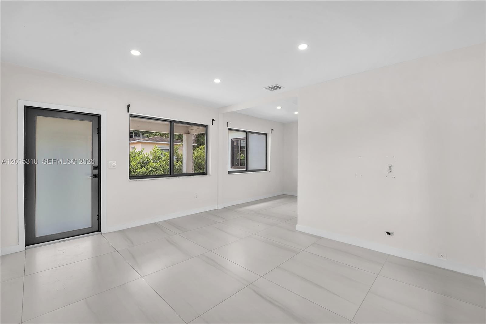 621 SW 33rd Avenue 621 — photo 6