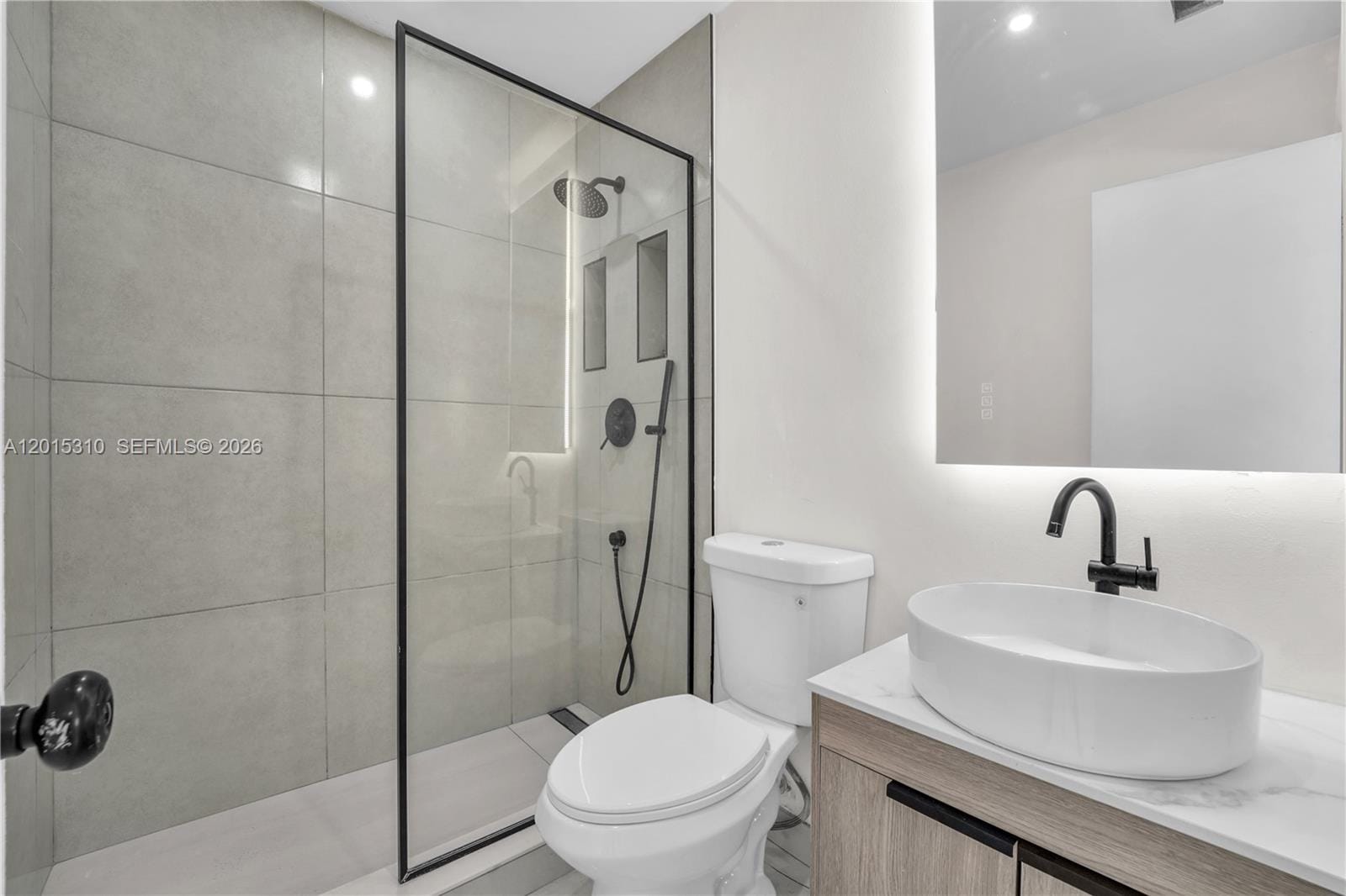 621 SW 33rd Avenue 621 — photo 8