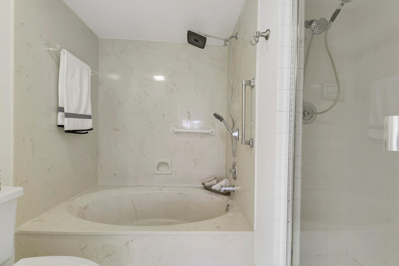 5121 Oak Hill Lane 412, Delray Beach, FL 33484 photo 25