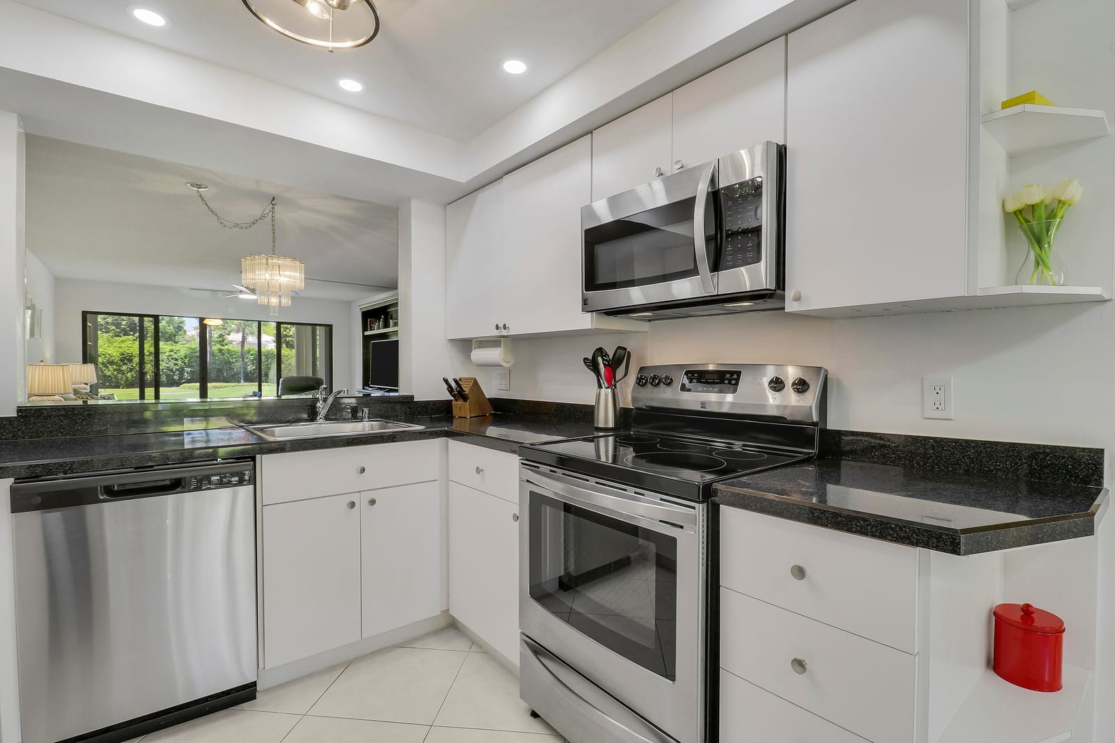 5121 Oak Hill Lane 412, Delray Beach, FL 33484 photo 8