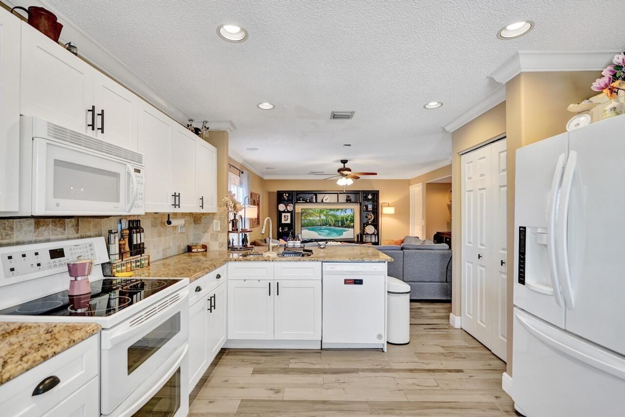 6423 Barton Creek Circle, Lake Worth, FL 33463 photo 28