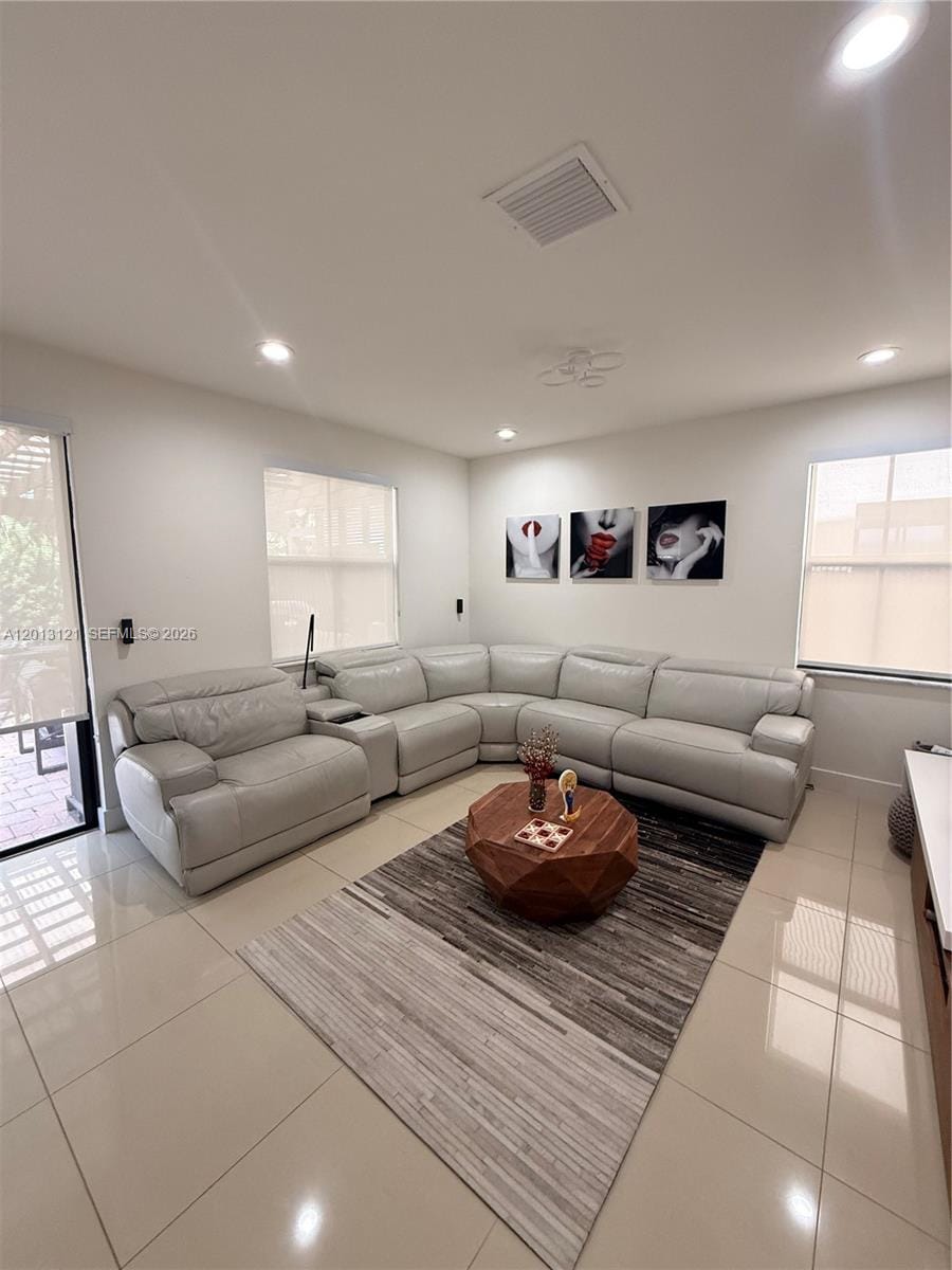 8640 NW 101st Place, Doral, FL 33178 photo 8