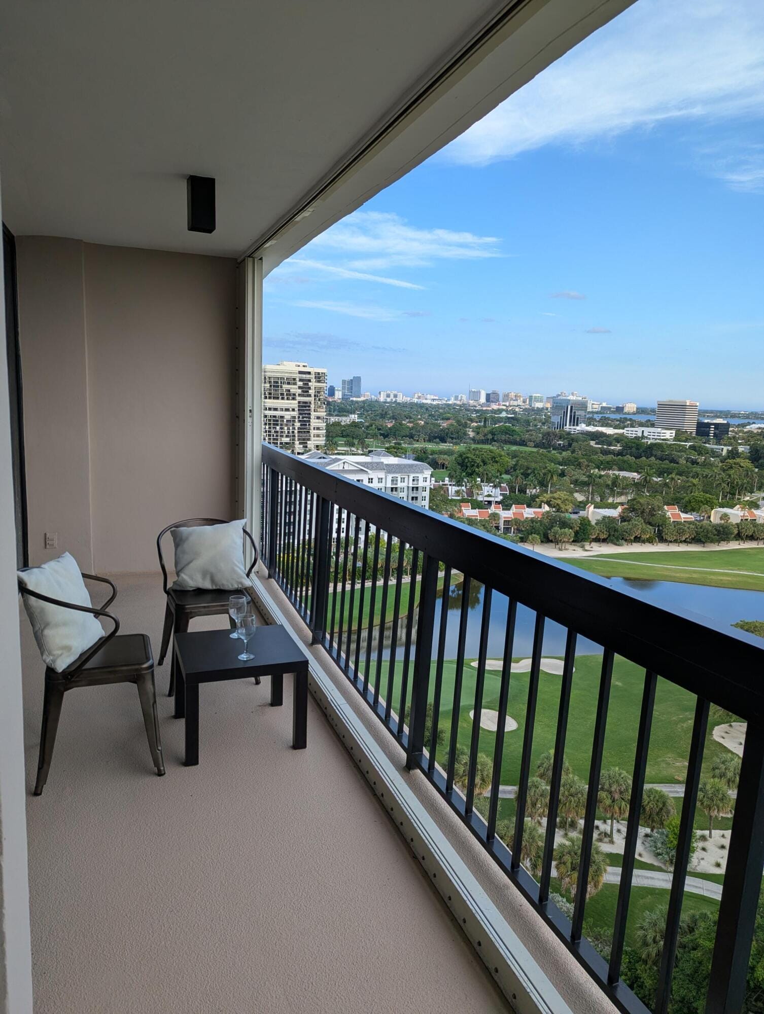 2425 Presidential Way 1905, West Palm Beach, FL 33401 photo 4