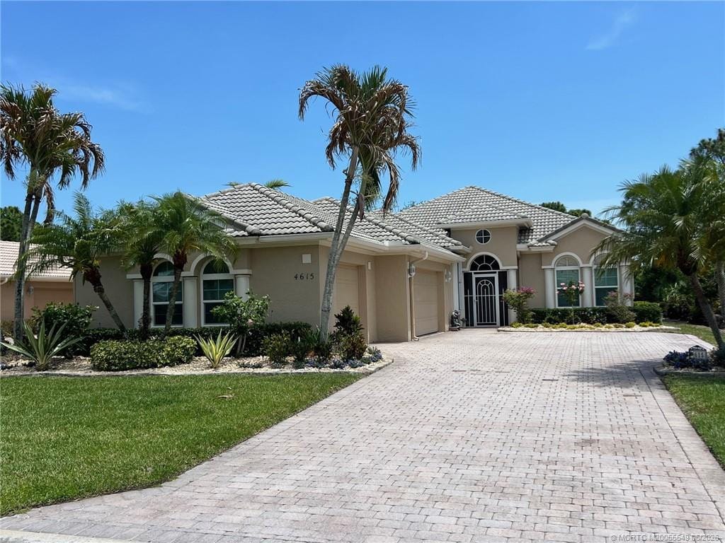 4615 NW Wandering Oak Court, Jensen Beach, FL 34957 photo 1