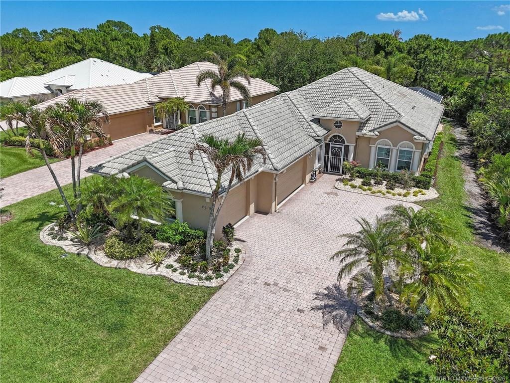 4615 NW Wandering Oak Court, Jensen Beach, FL 34957 photo 2
