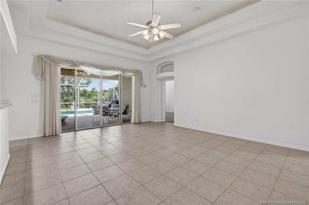 4615 NW Wandering Oak Court, Jensen Beach, FL 34957 photo 14
