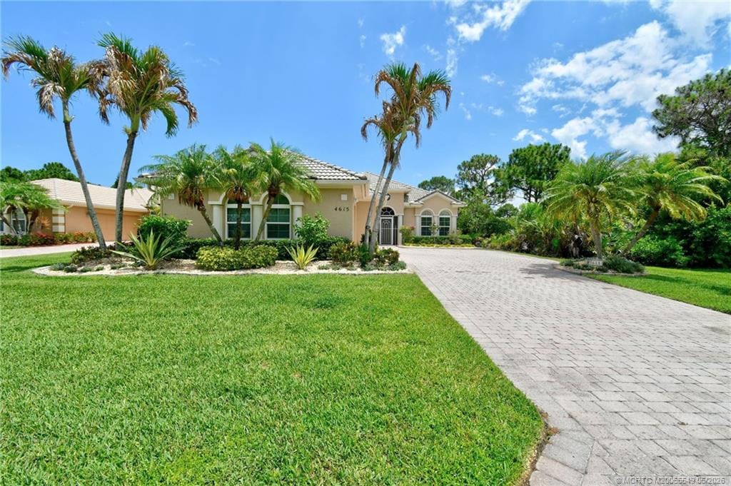 4615 NW Wandering Oak Court, Jensen Beach, FL 34957 photo 5