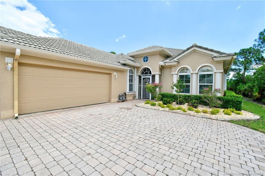 4615 NW Wandering Oak Court, Jensen Beach, FL 34957 photo 9