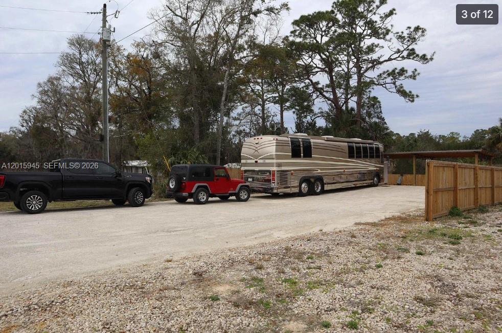 609 SE 2nd Avenue, FL 32359