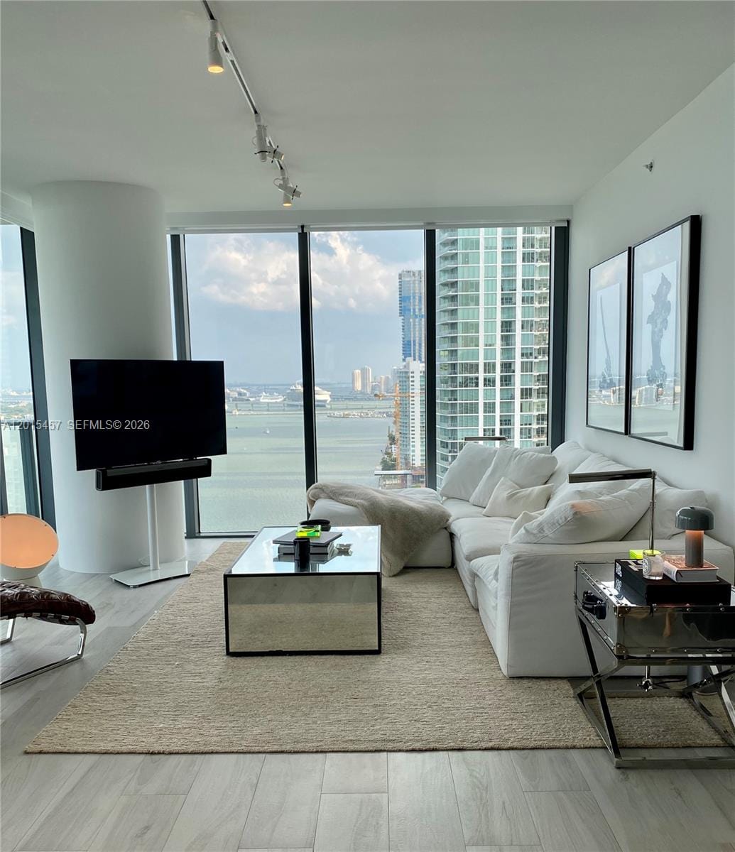 3131 NE 7th Avenue 2801, Miami, FL 33137 photo 6