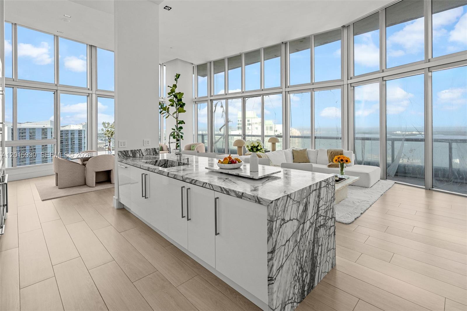 465 Brickell Avenue 4101, Miami, FL 33131, Miami