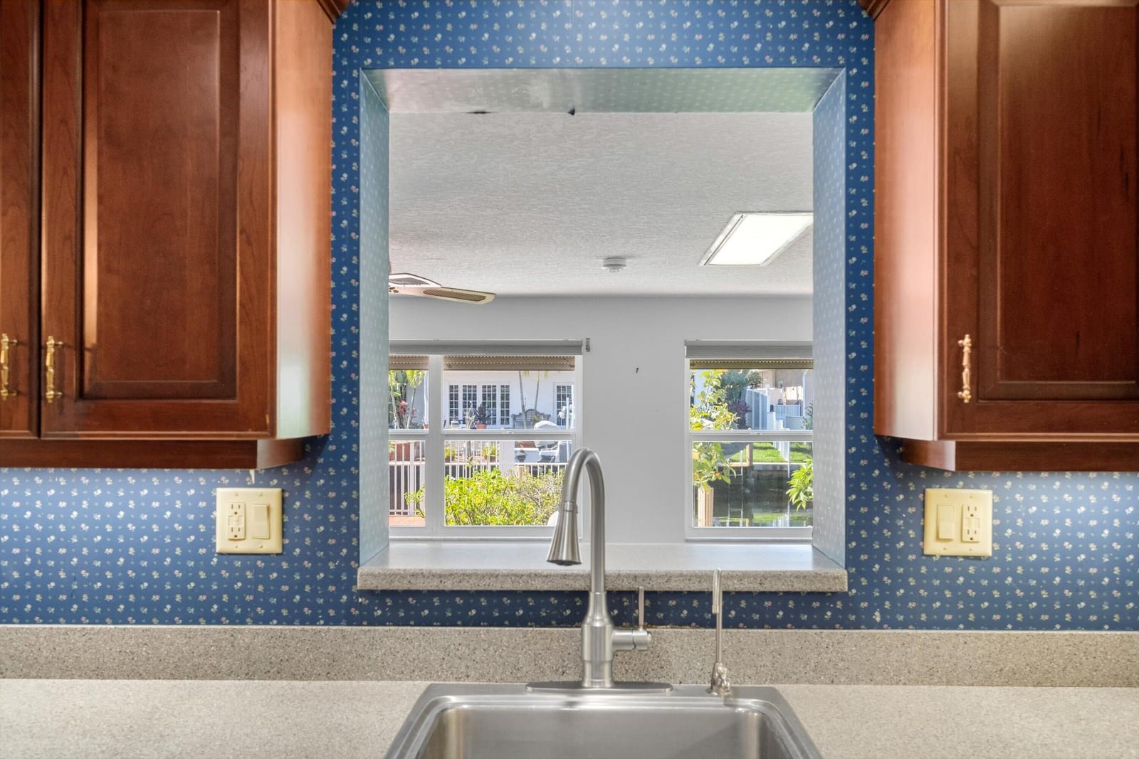 330 SE 9th Court, Pompano Beach, FL 33060 photo 24