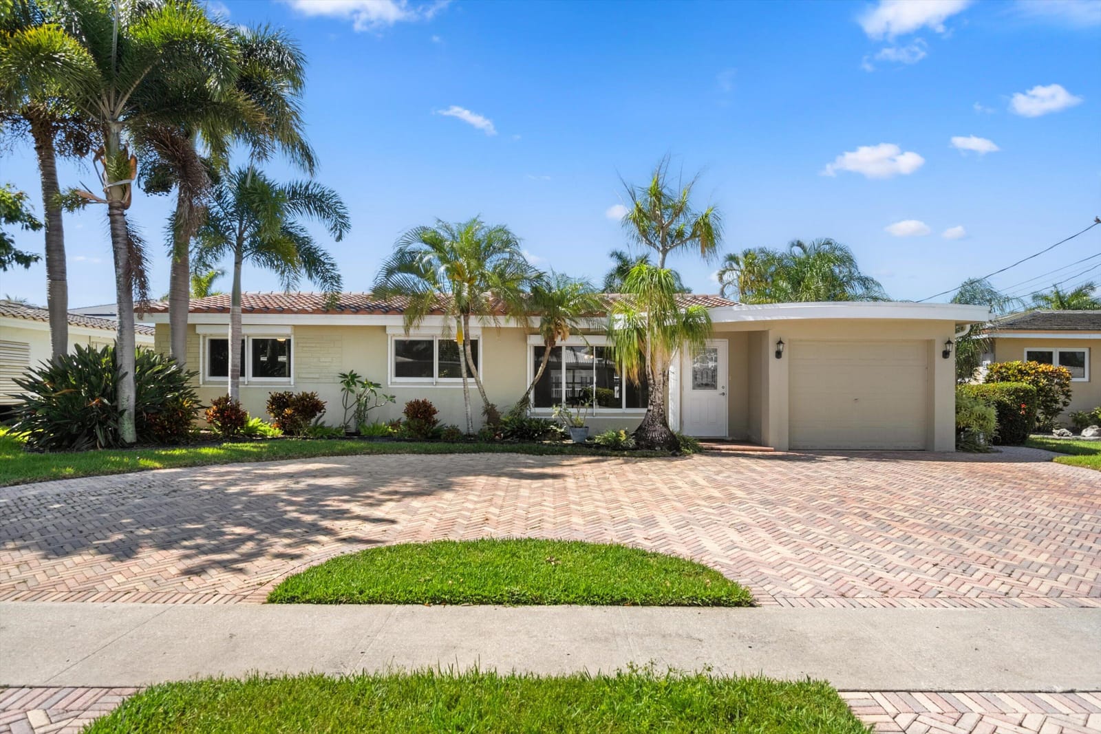330 SE 9th Court, Pompano Beach, FL 33060 photo 10