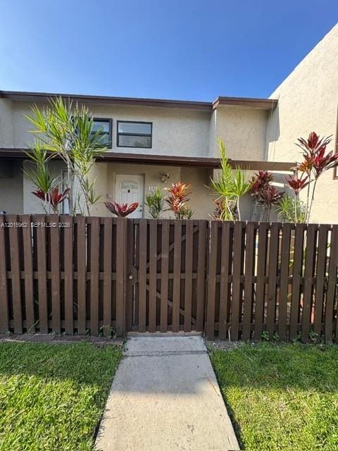 10296 NW 9th St Circle 202, Miami, FL 33172
