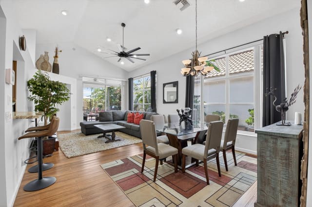 6694 NW 26th Way, Boca Raton, FL 33496