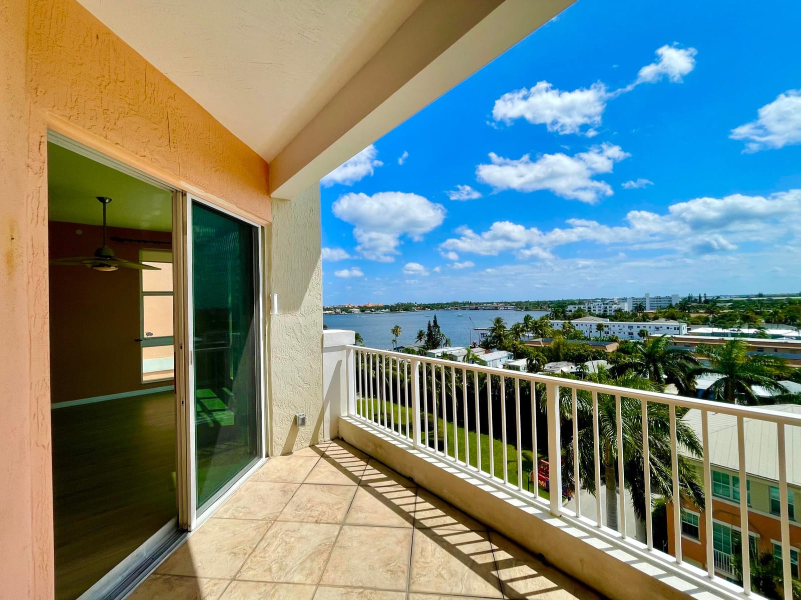 804 E Windward Way Ph15 — photo 3