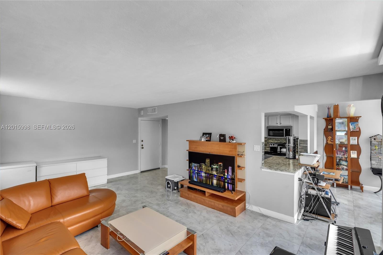 16565 NE 26th Avenue 2B, North Miami Beach, FL 33160 photo 6