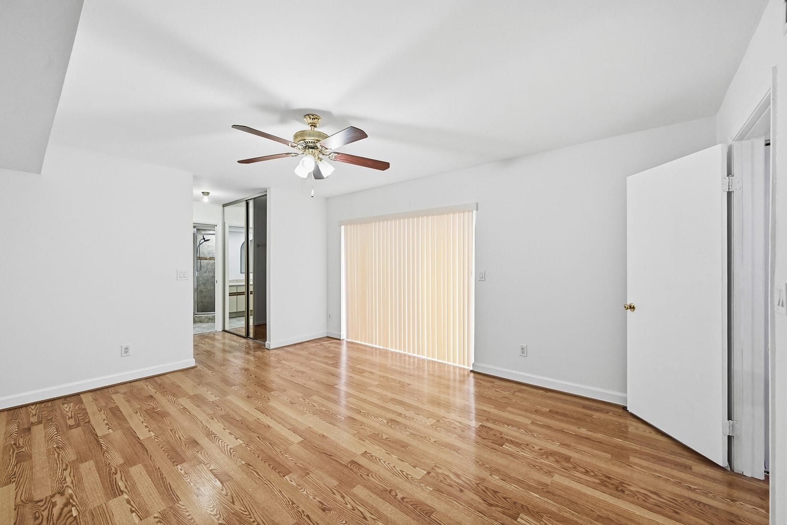 8337 N Coral Circle, North Lauderdale, FL 33068 photo 16