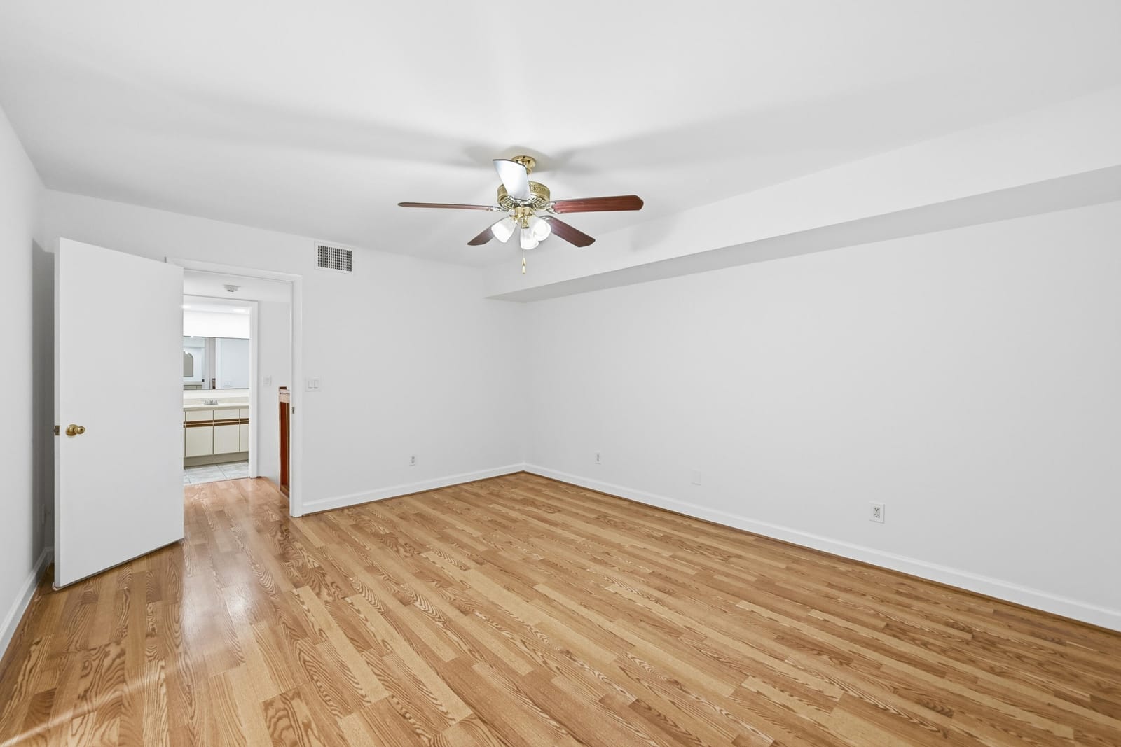 8337 N Coral Circle, North Lauderdale, FL 33068 photo 18