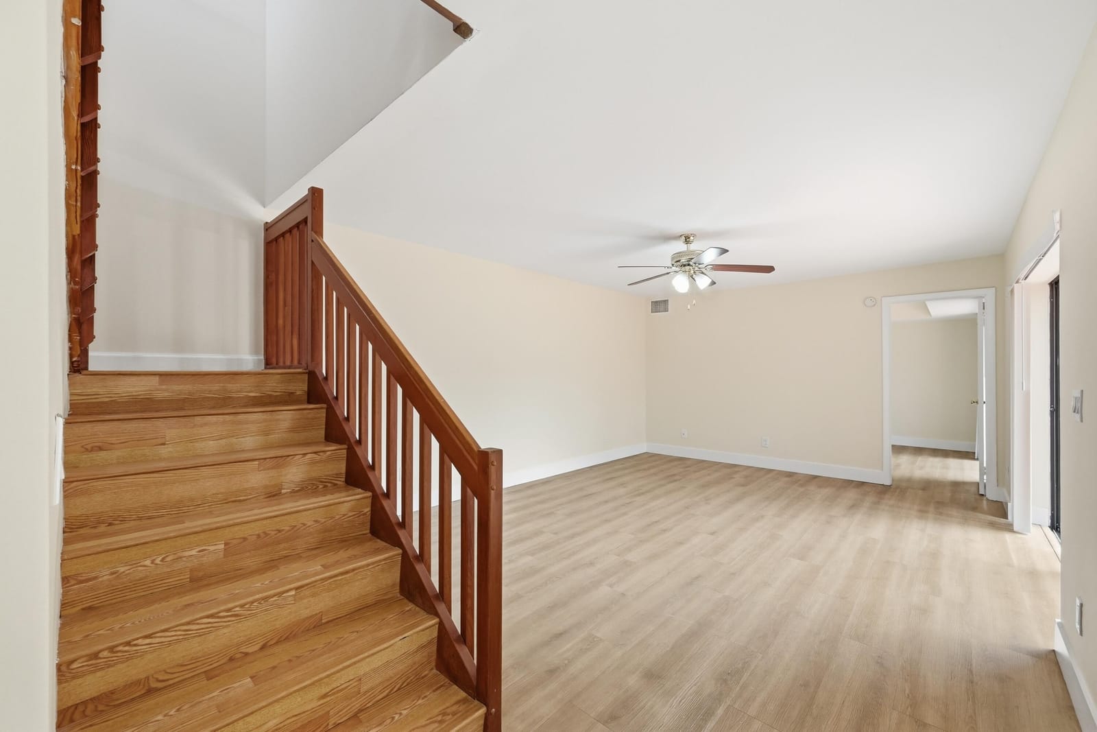 8337 N Coral Circle, North Lauderdale, FL 33068 photo 4