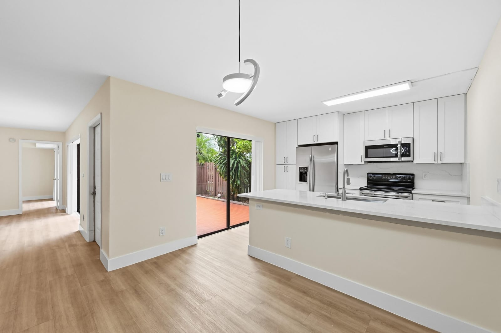 8337 N Coral Circle, North Lauderdale, FL 33068 photo 8