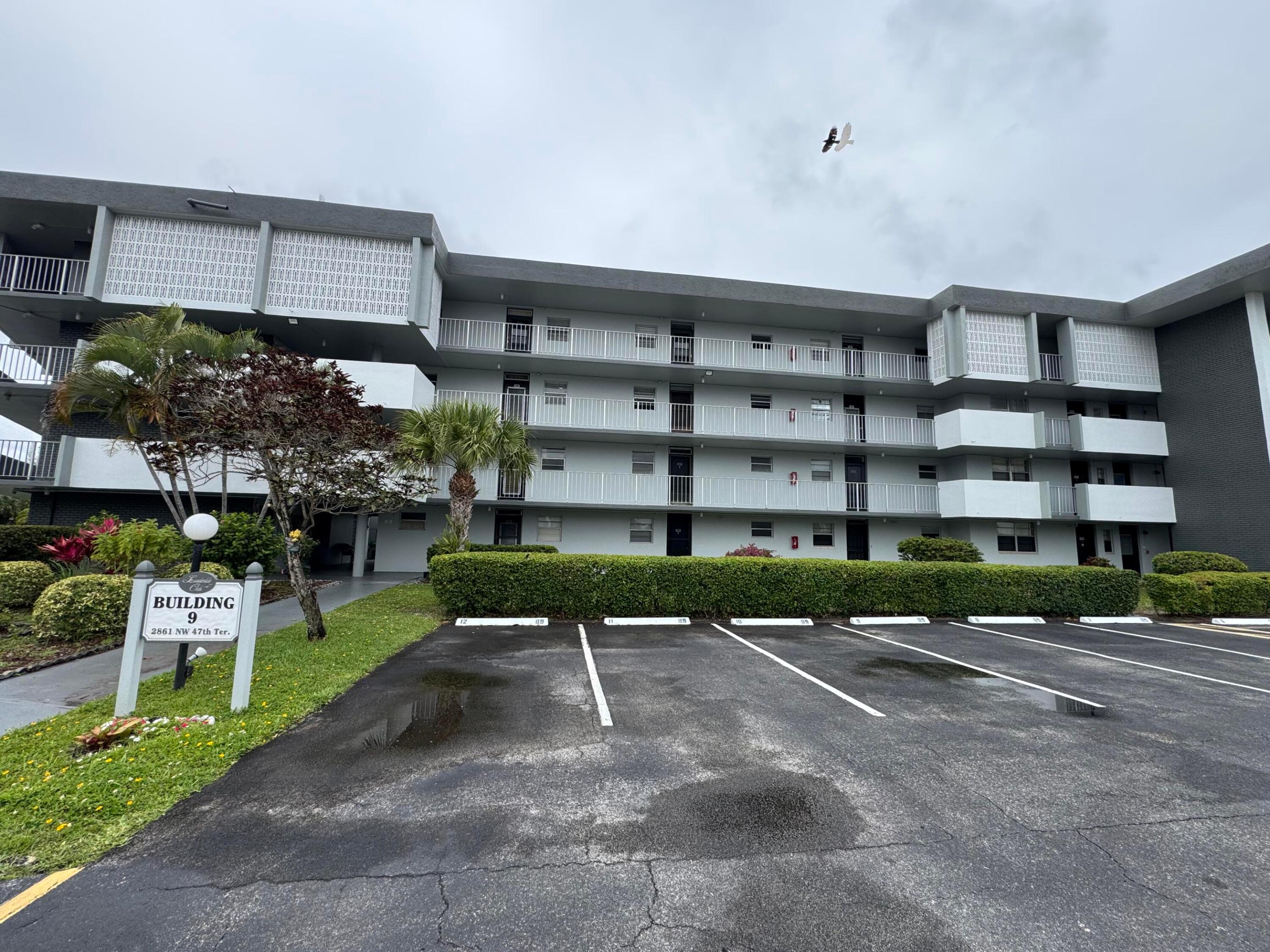 2861 NW 47th Terrace 207b, Lauderdale Lakes, FL 33313, Lauderdale Lakes