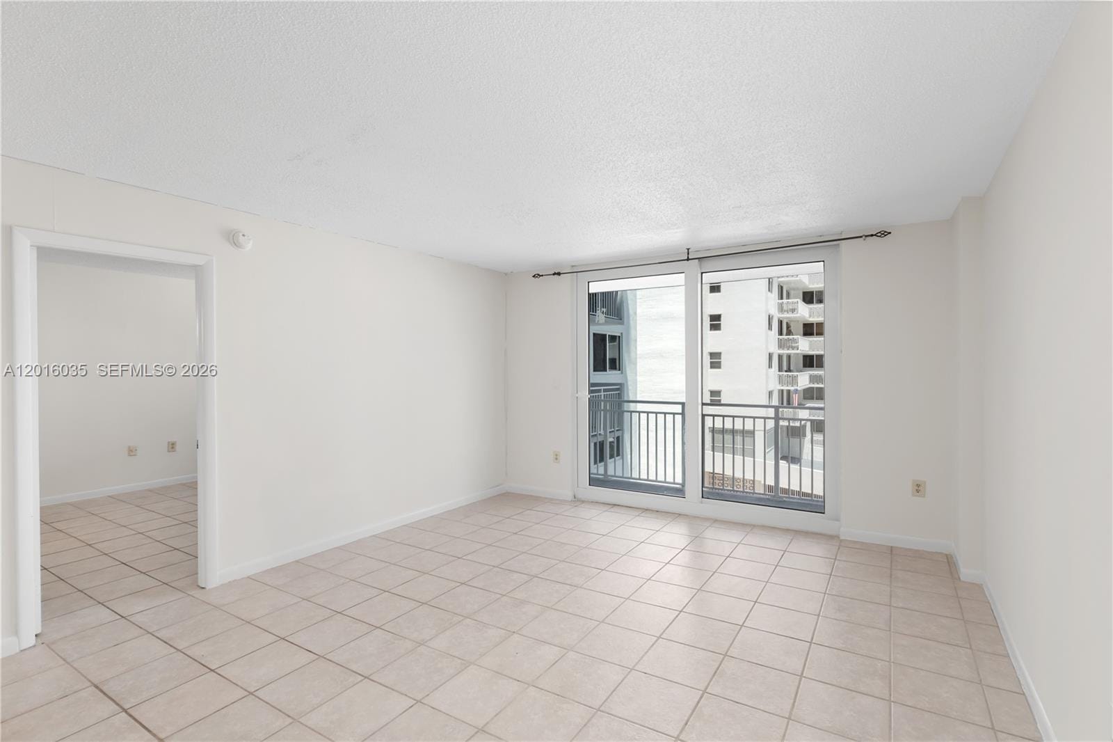 345 Ocean Drive 424, Miami Beach, FL 33139 photo 5