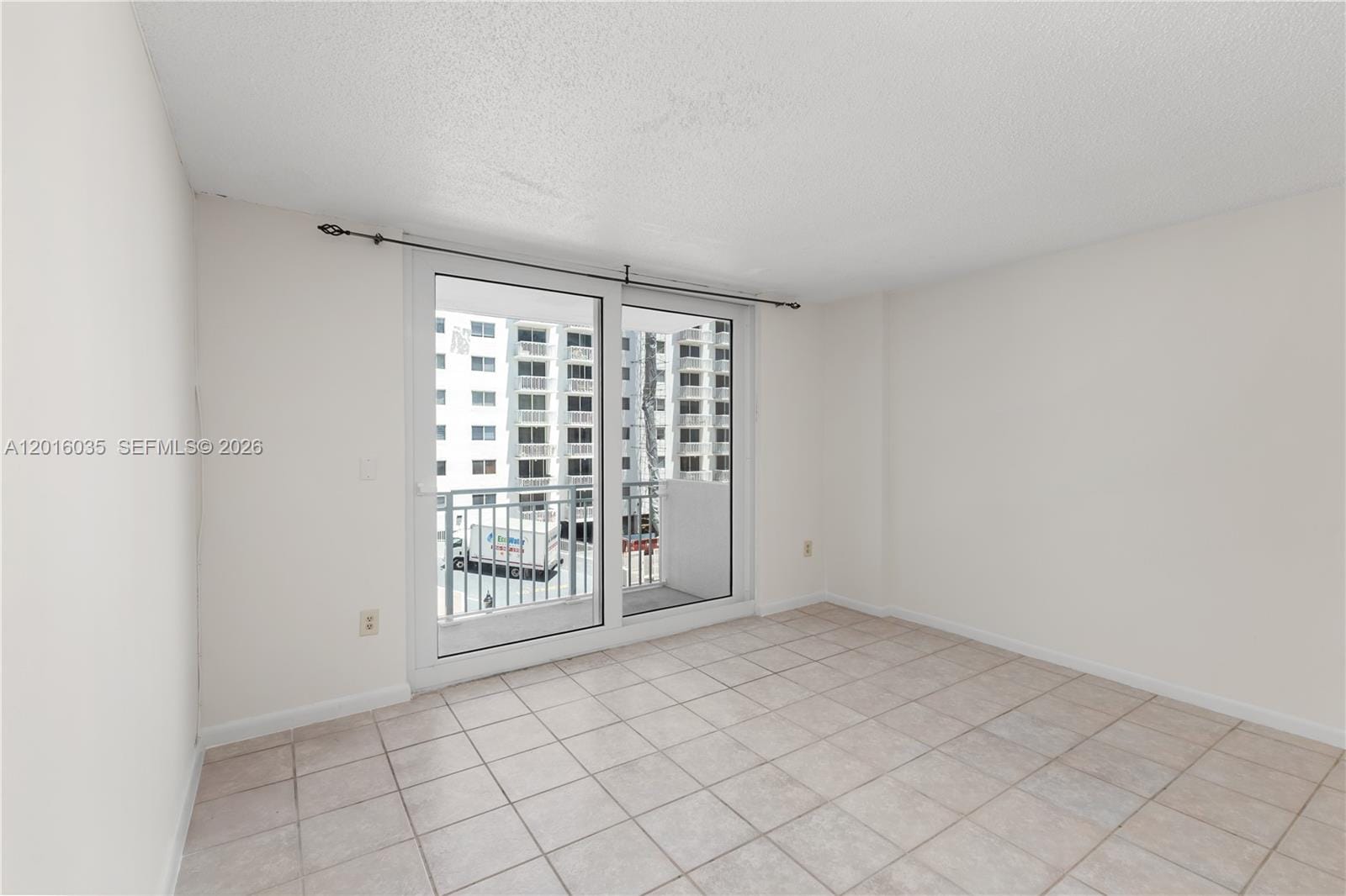 345 Ocean Drive 424, Miami Beach, FL 33139 photo 6