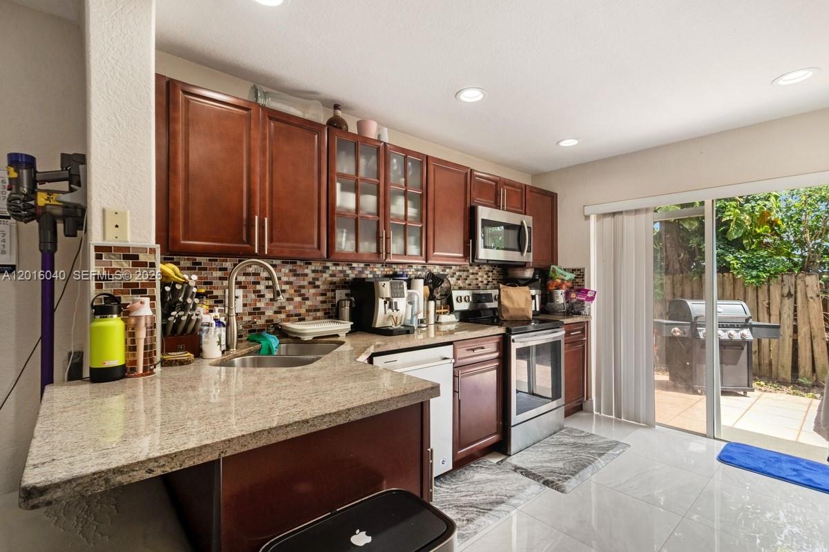 5605 NW 109th Avenue 71, Doral, FL 33178, Doral