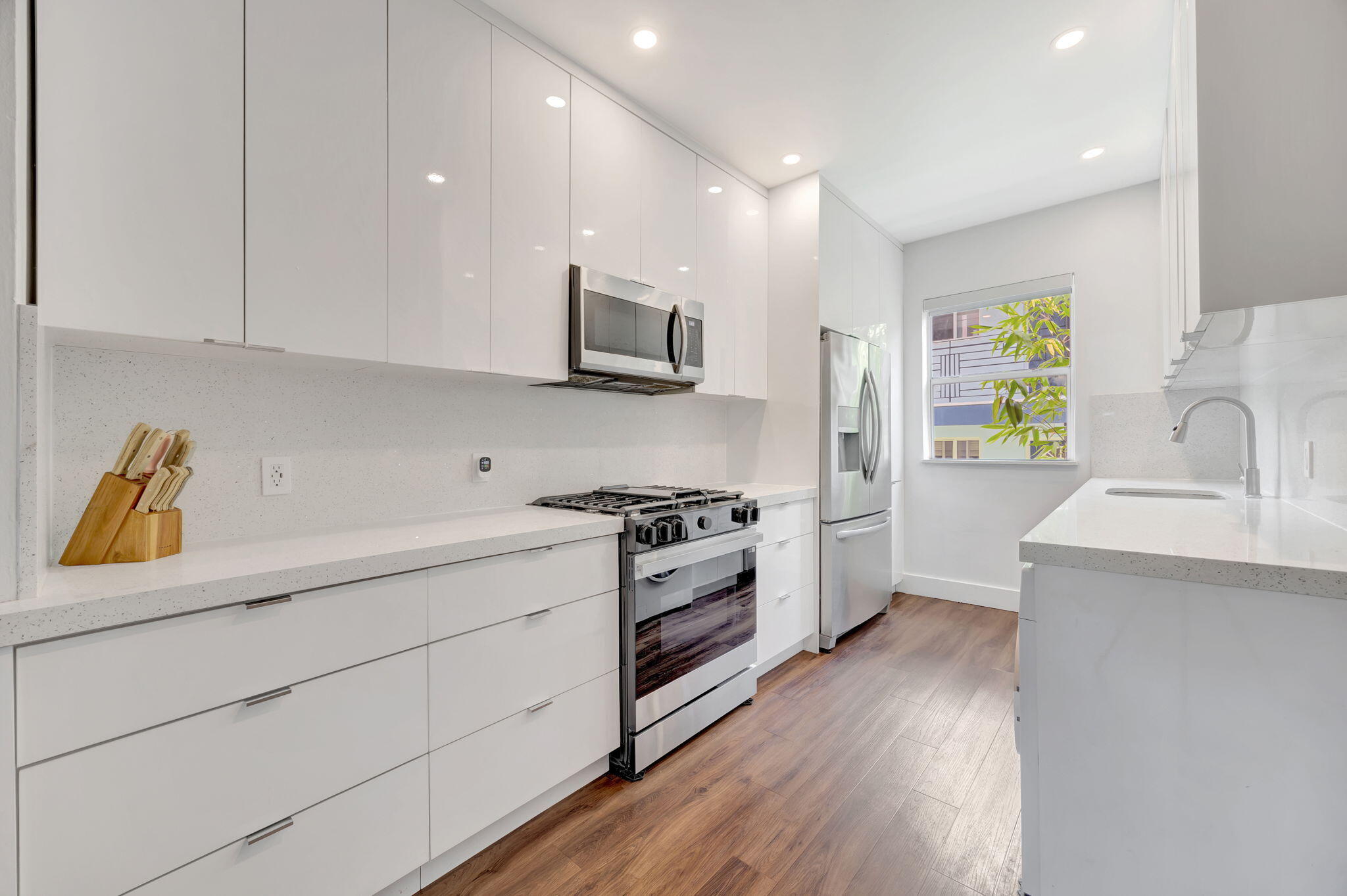 1446 Lenox Avenue 5, Miami Beach, FL 33139, Miami Beach