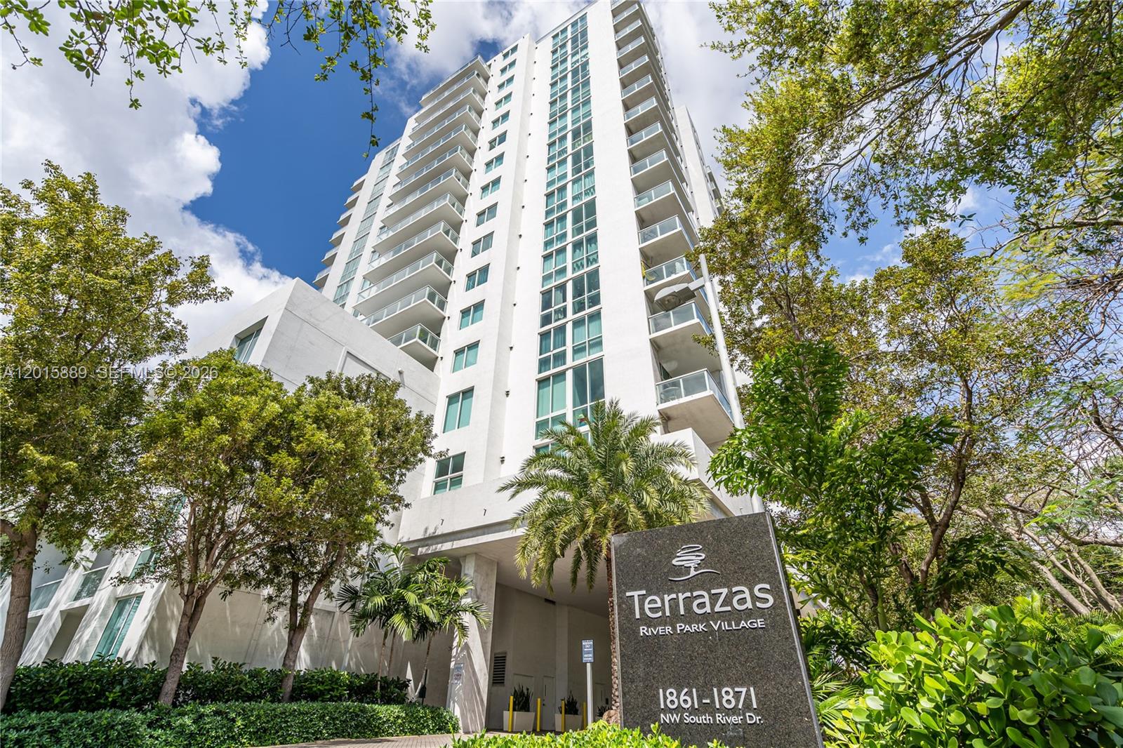 1861 S River Drive 1003, Miami, FL 33125, Miami