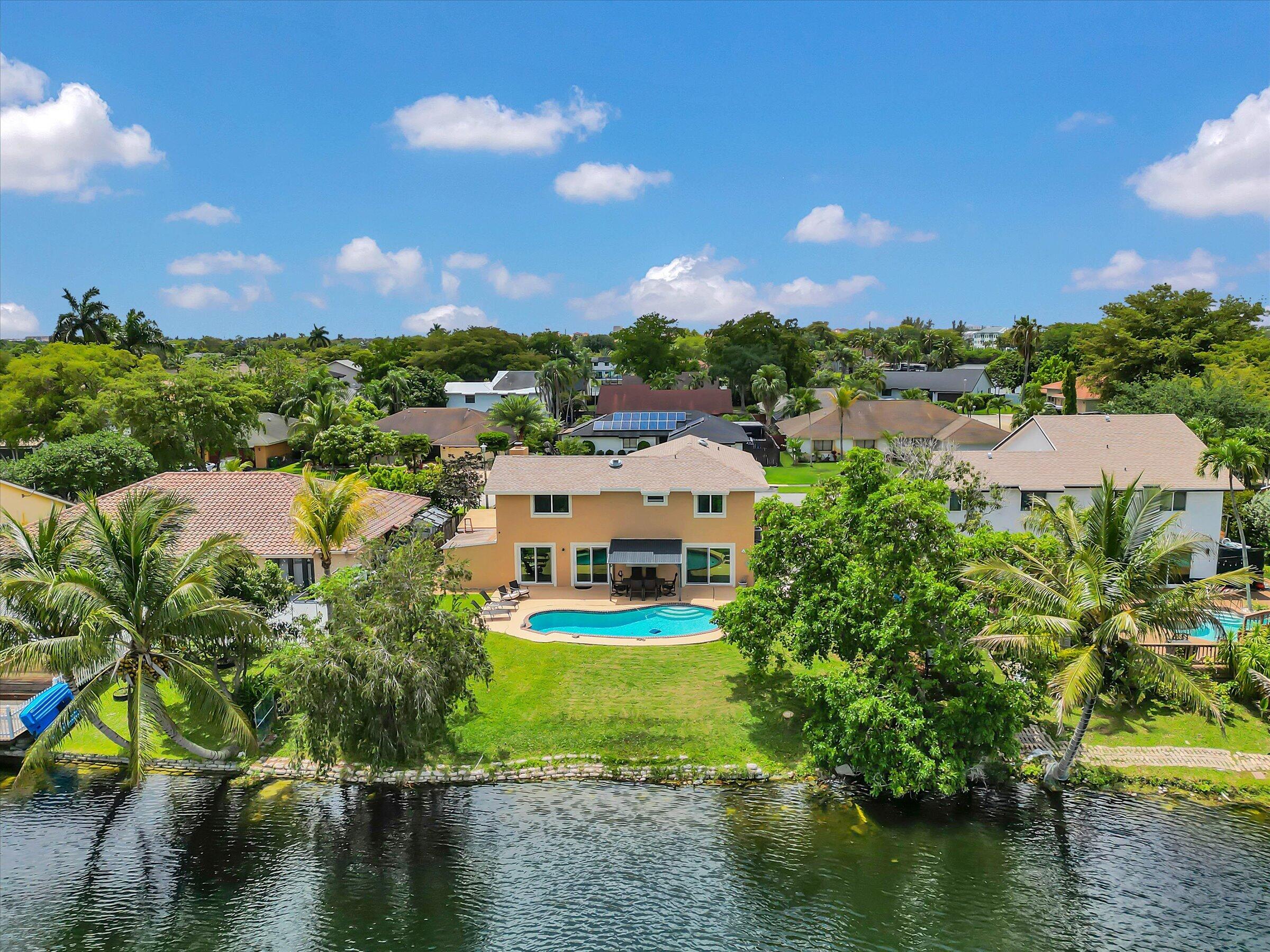 621 SW 98th Terrace, Pembroke Pines, FL 33025, Pembroke Pines