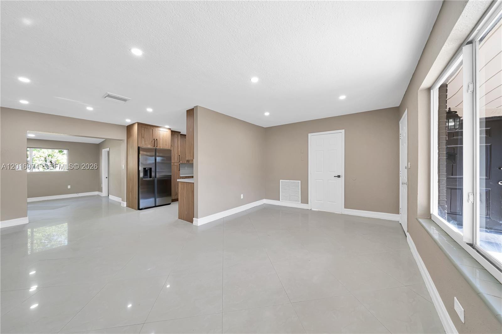 2512 Alcazar Drive, Miramar, FL 33023 photo 11