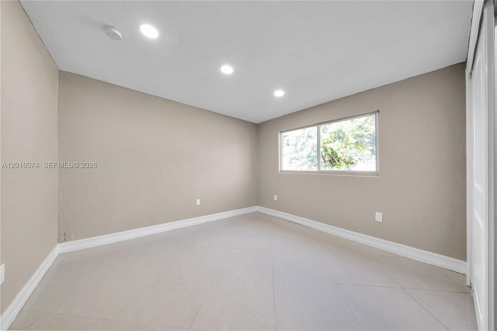 2512 Alcazar Drive, Miramar, FL 33023 photo 20