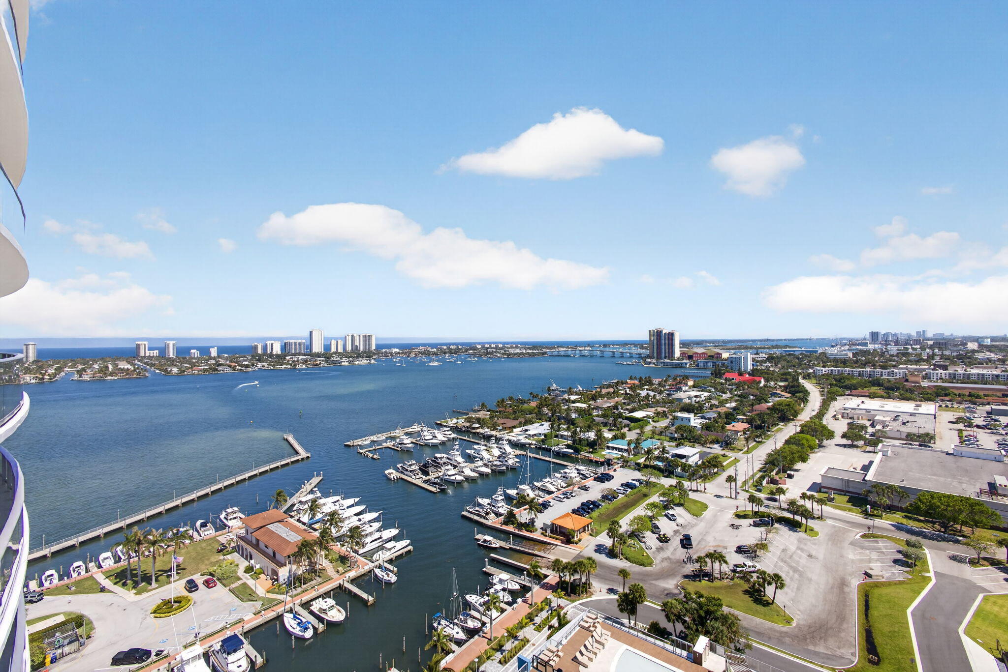 220 Lake Shore Drive 1907, West Palm Beach, FL 33403, West Palm Beach