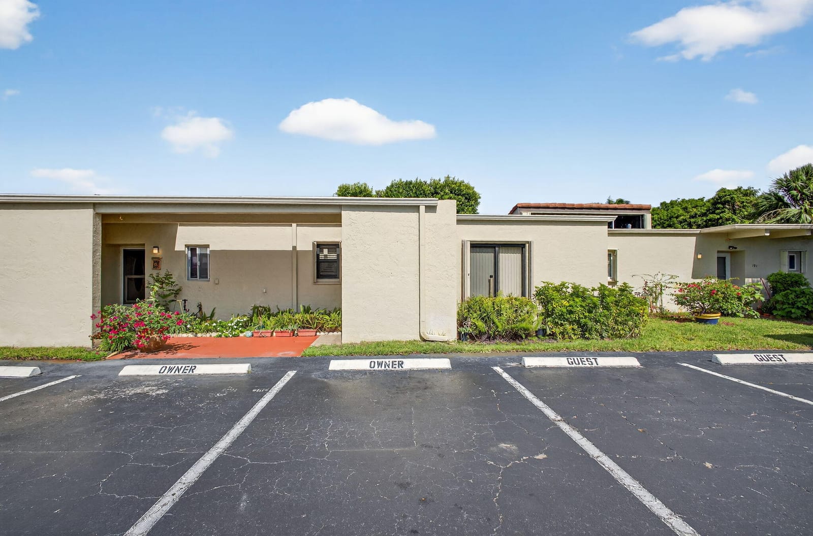 2532 S Boundbrook Dr S S 102, Palm Springs, FL 33406 photo 24