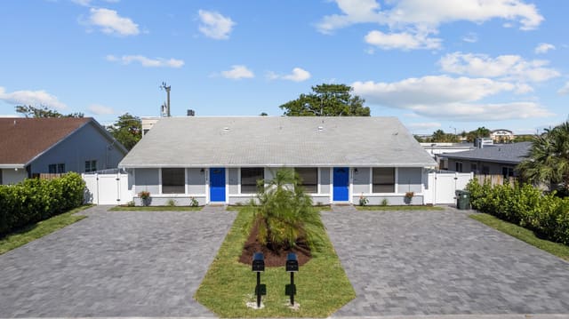 3370 NE 5th Drive, sold in Villa Rica, Boca Raton, FL