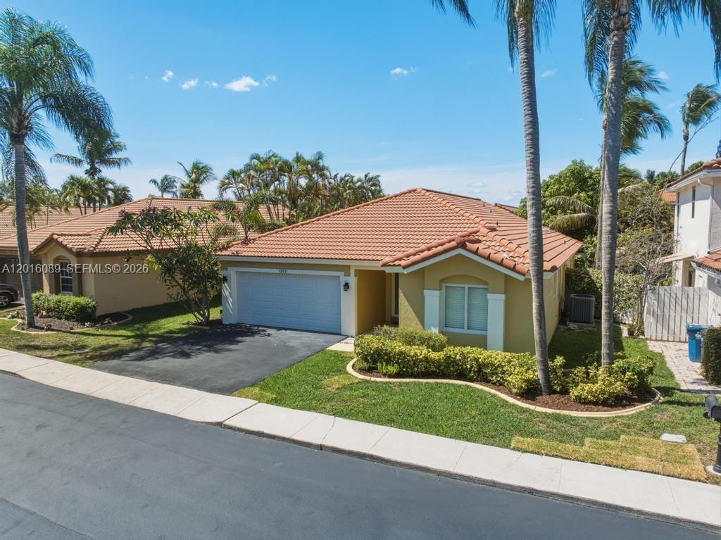12511 NW 10th Street, Sunrise, FL 33323 photo 2