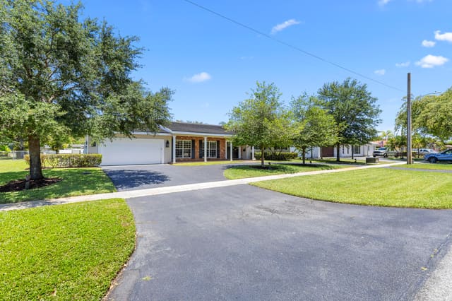 7501 Plantation Road, sold in Plantations Secluded Gardens, Plantation, FL