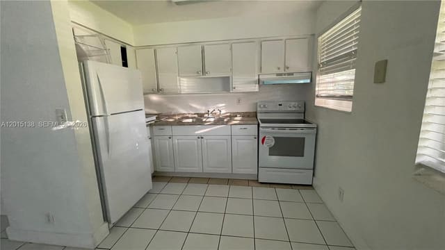 5200 NW 16th Street, Lauderhill, FL 33313