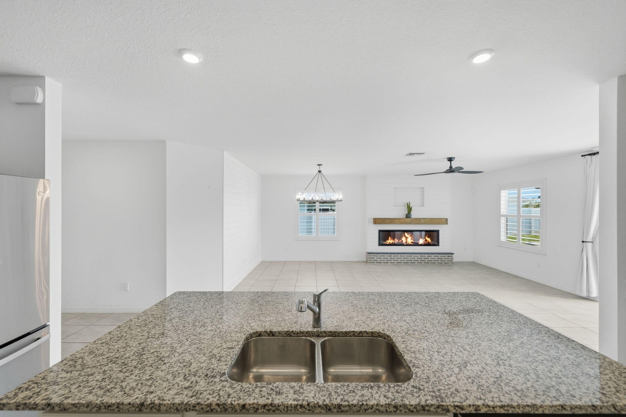 4633 SW Savona Boulevard — photo 5