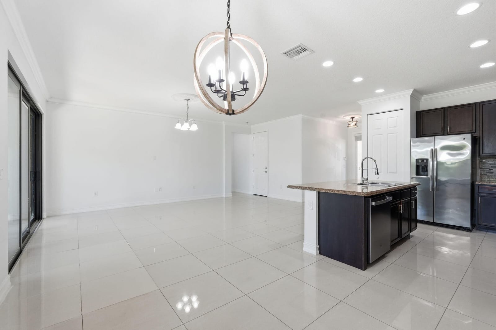 14703 Alabaster Avenue — photo 7