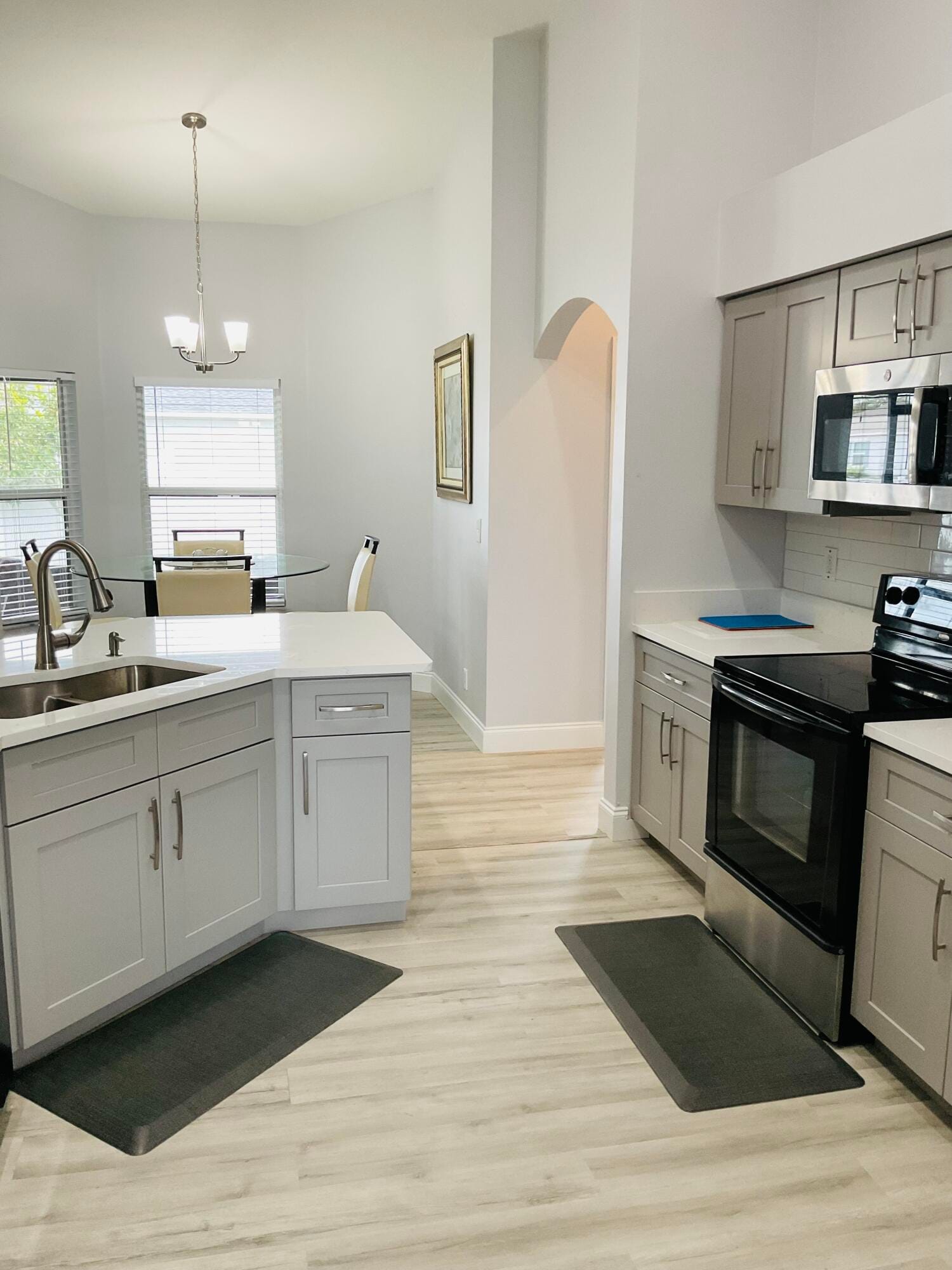 854 SW Paar Drive — photo 9