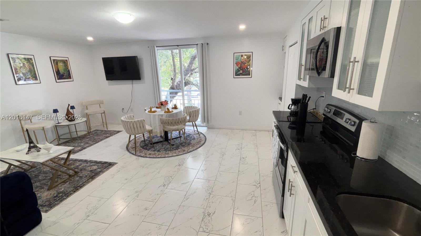3872 Grand Avenue A, Miami, FL 33133, Miami