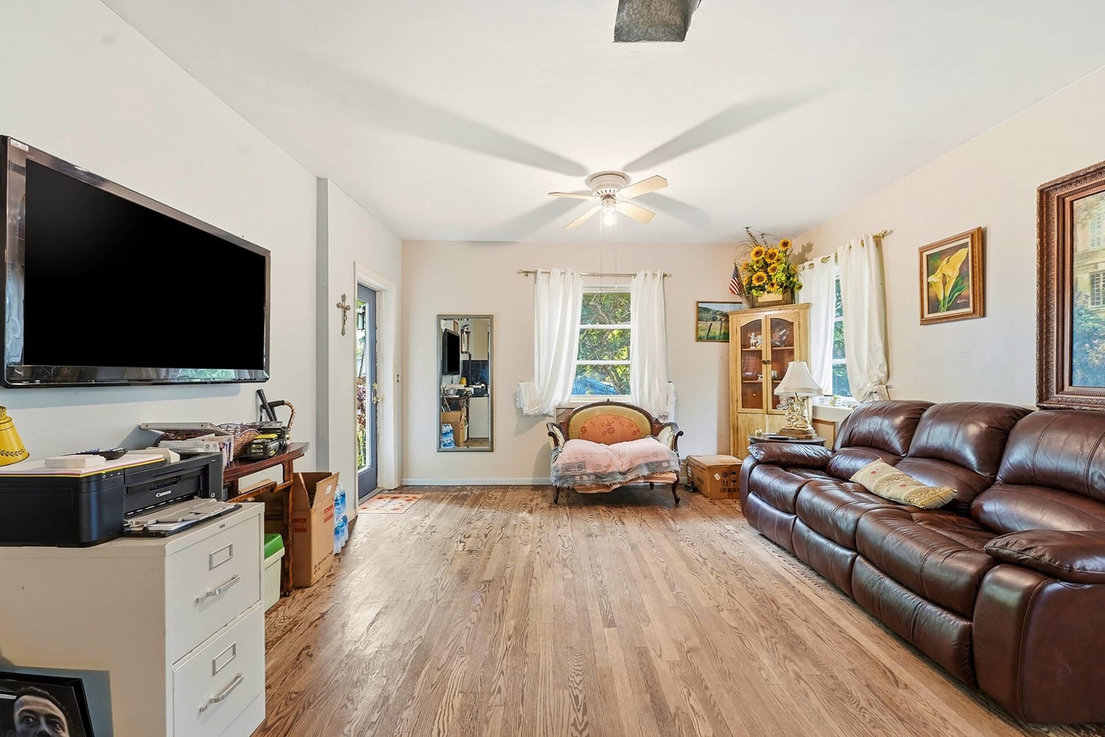 515 Biscayne Drive — photo 2