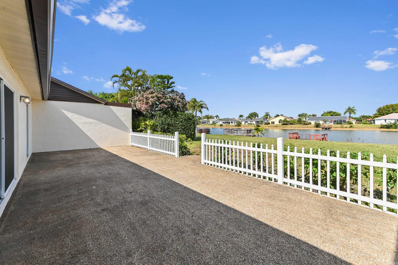 8515 Lake Point Court, Lake Worth, FL 33467 photo 19